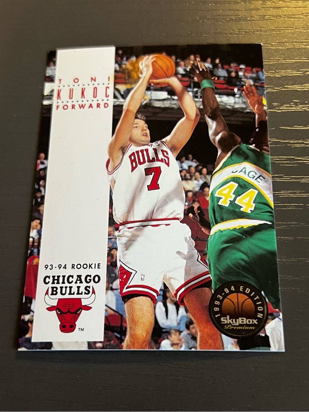 1993-94 SkyBox Premium #207 Toni Kukoč Basket Ball Card